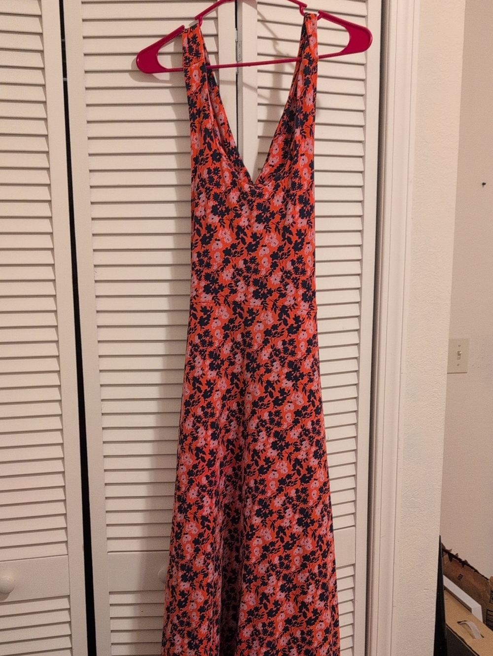 V-Neck Floral Maxi Dress in Coral and Black